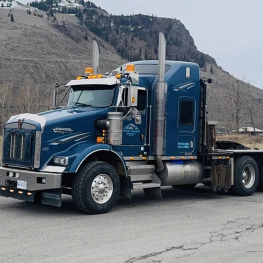 Altitude Transport Kenworth T800 winch truck in the BC Interior